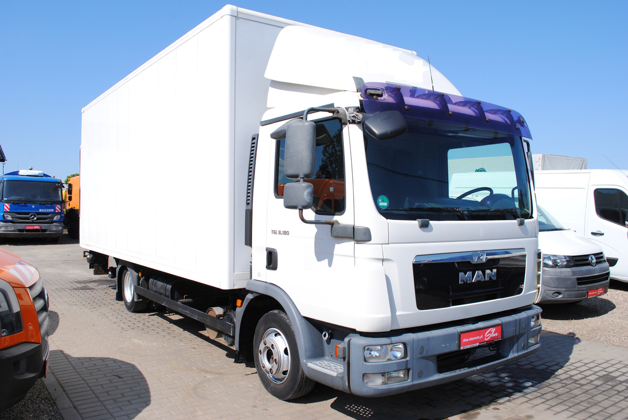 MAN TGL 12.180 - Camion fourgon: photos 1 MAN TGL 12.180 - Camion fourgon: photos 1