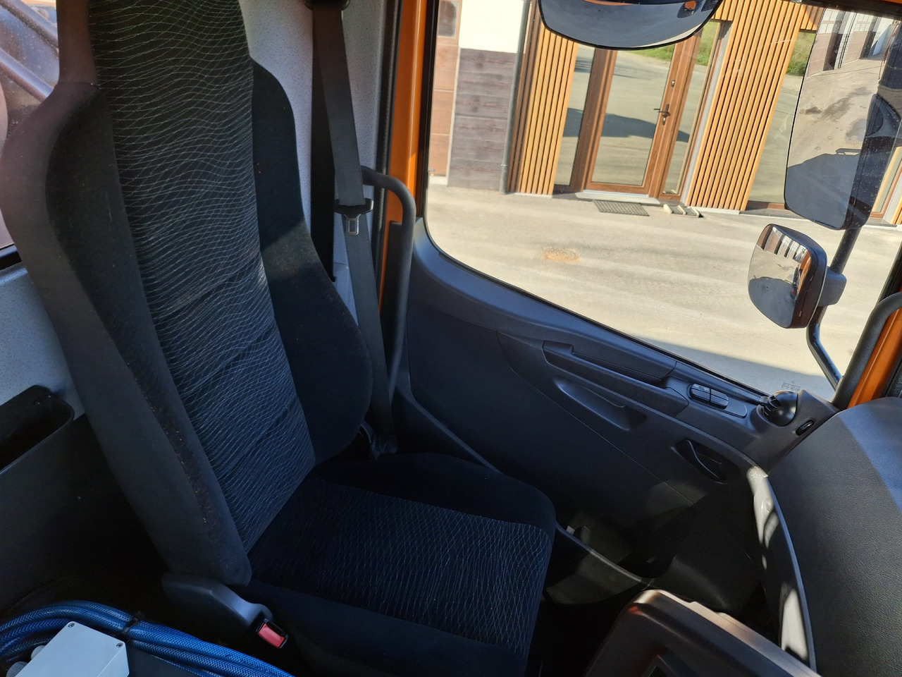 Balayeuse de voirie MERCEDES-BENZ Atego 1523 Zamiatarka Kehrmaschine BUCHER CityFant 6000 Euro 6 PM10 L/R Rura Do Liści: photos 38