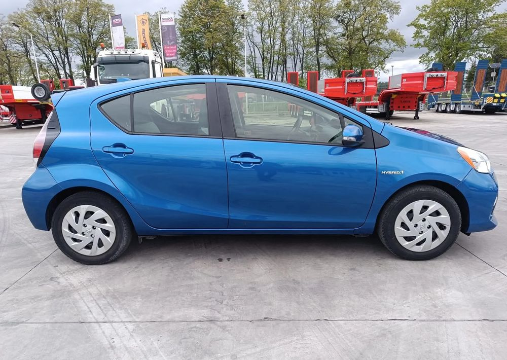 Toyota Prius - Voiture: photos 2 Toyota Prius - Voiture: photos 2