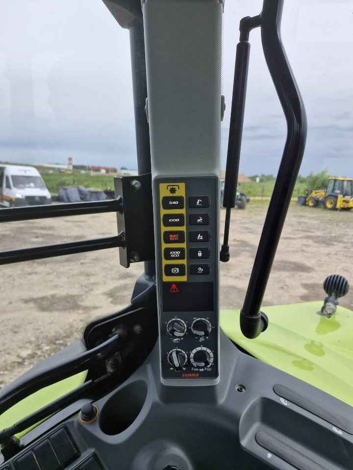 Tracteur agricole Claas Claas Arion 530: photos 20
