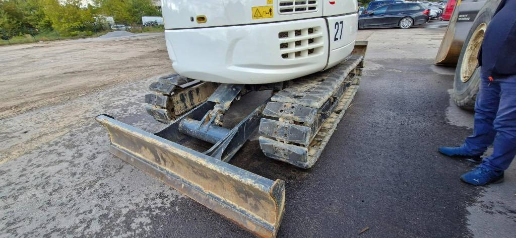 Komatsu PC 80 MR-5E0 - Mini pelle: photos 4 Komatsu PC 80 MR-5E0 - Mini pelle: photos 4