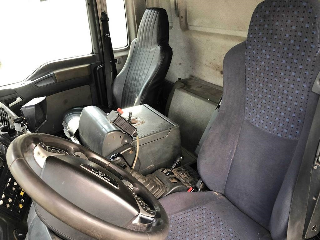 MAN TGA 26.430 6X2-2 BL/M 3-WAY TIP+PALFINGER PK23500 - Camion benne: photos 5 MAN TGA 26.430 6X2-2 BL/M 3-WAY TIP+PALFINGER PK23500 - Camion benne: photos 5