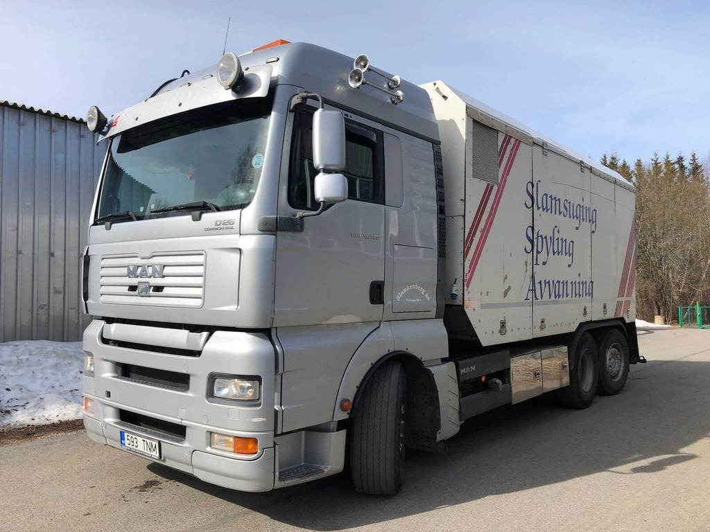 MAN TGA 26.480 6X2-2 BL - Camion hydrocureur: photos 1 MAN TGA 26.480 6X2-2 BL - Camion hydrocureur: photos 1