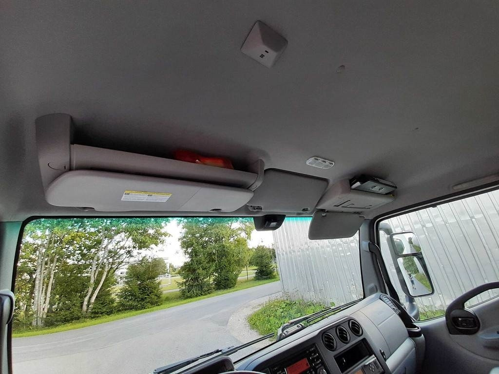 Camion fourgon Renault D CAB 4X2 EURO6: photos 8