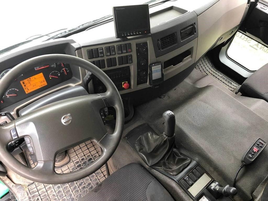 Volvo FE 280 6X2 - Benne à ordures ménagères: photos 2 Volvo FE 280 6X2 - Benne à ordures ménagères: photos 2