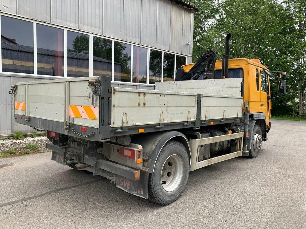 Camion benne Volvo FL615 + HIAB 027-2: photos 8