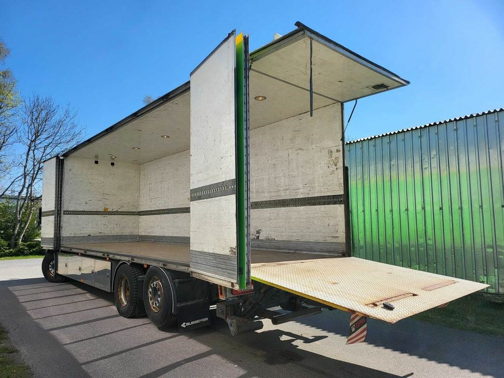 Volvo FM 420 6X2*4 SIDEOPENING 315kW - Camion fourgon: photos 1 Volvo FM 420 6X2*4 SIDEOPENING 315kW - Camion fourgon: photos 1