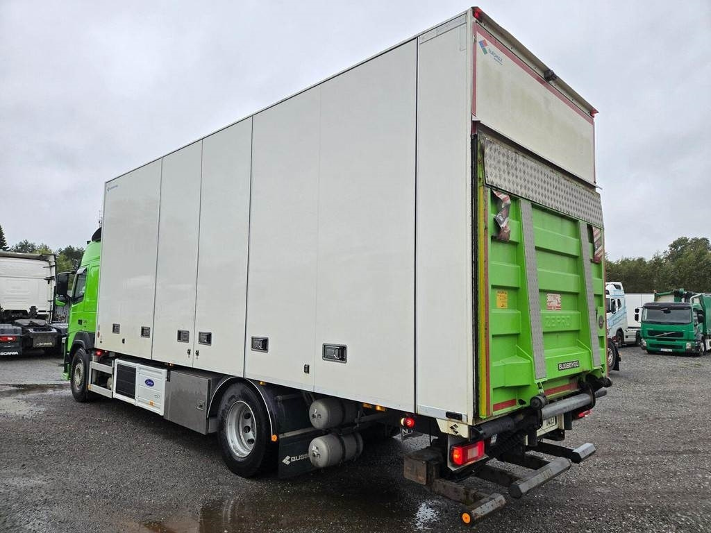 Volvo FM370 4X2 CARRIER 1150 SIDEOPENING - Camion frigorifique: photos 5 Volvo FM370 4X2 CARRIER 1150 SIDEOPENING - Camion frigorifique: photos 5