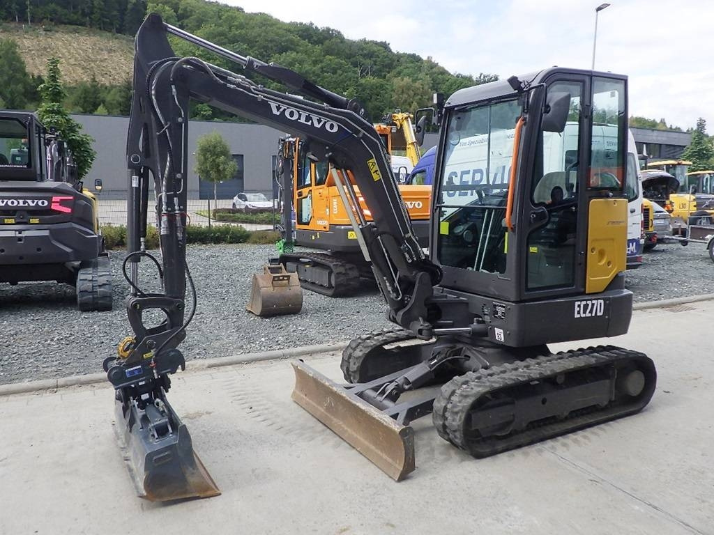 Volvo EC 27 D - Mini pelle: photos 1 Volvo EC 27 D - Mini pelle: photos 1