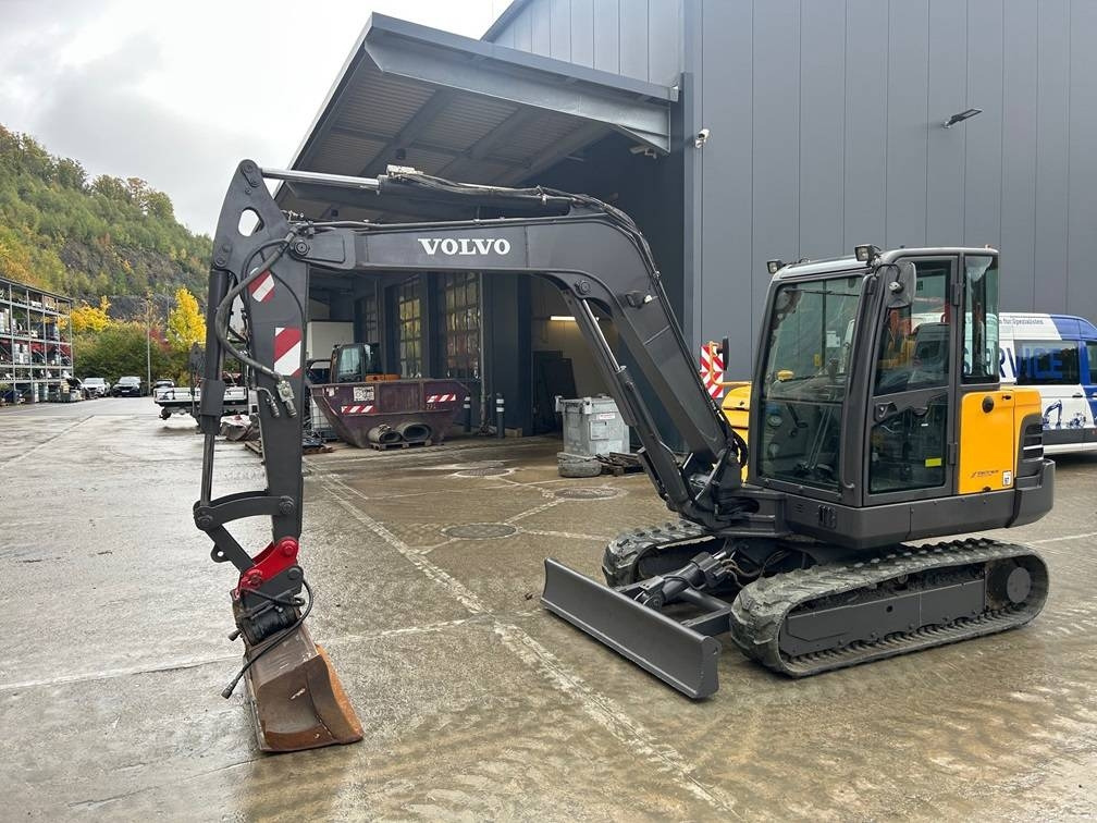Volvo EC 55 C - Mini pelle: photos 1 Volvo EC 55 C - Mini pelle: photos 1