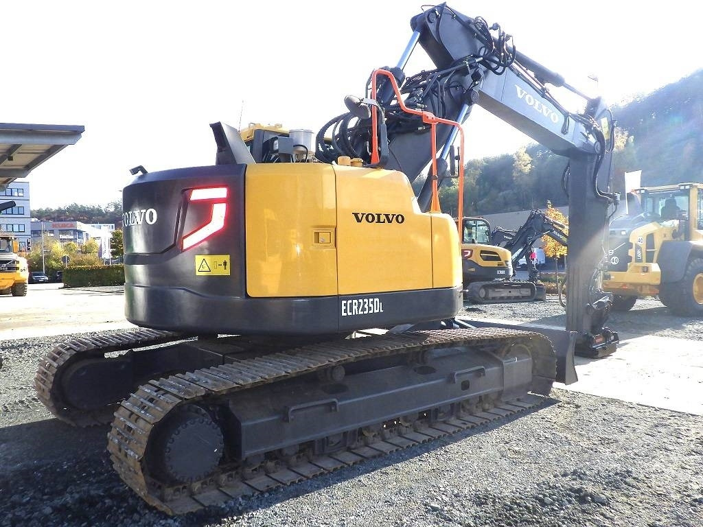 Volvo ECR 235 D - Pelle sur chenille: photos 5 Volvo ECR 235 D - Pelle sur chenille: photos 5