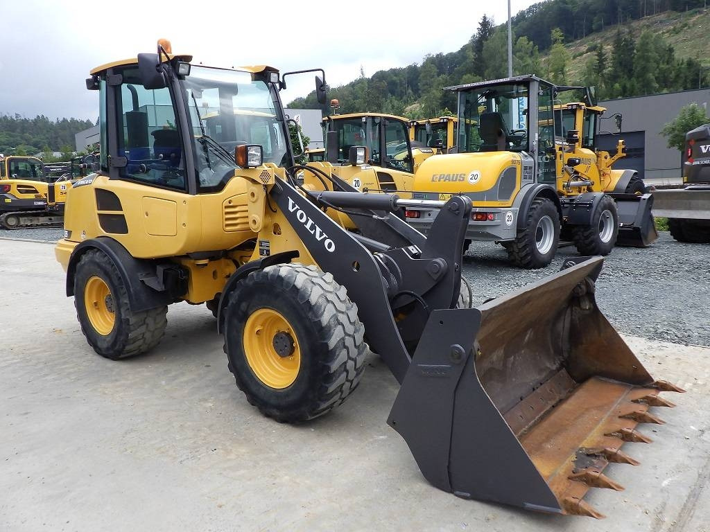 Volvo L 25 F - Chargeuse sur pneus: photos 3 Volvo L 25 F - Chargeuse sur pneus: photos 3