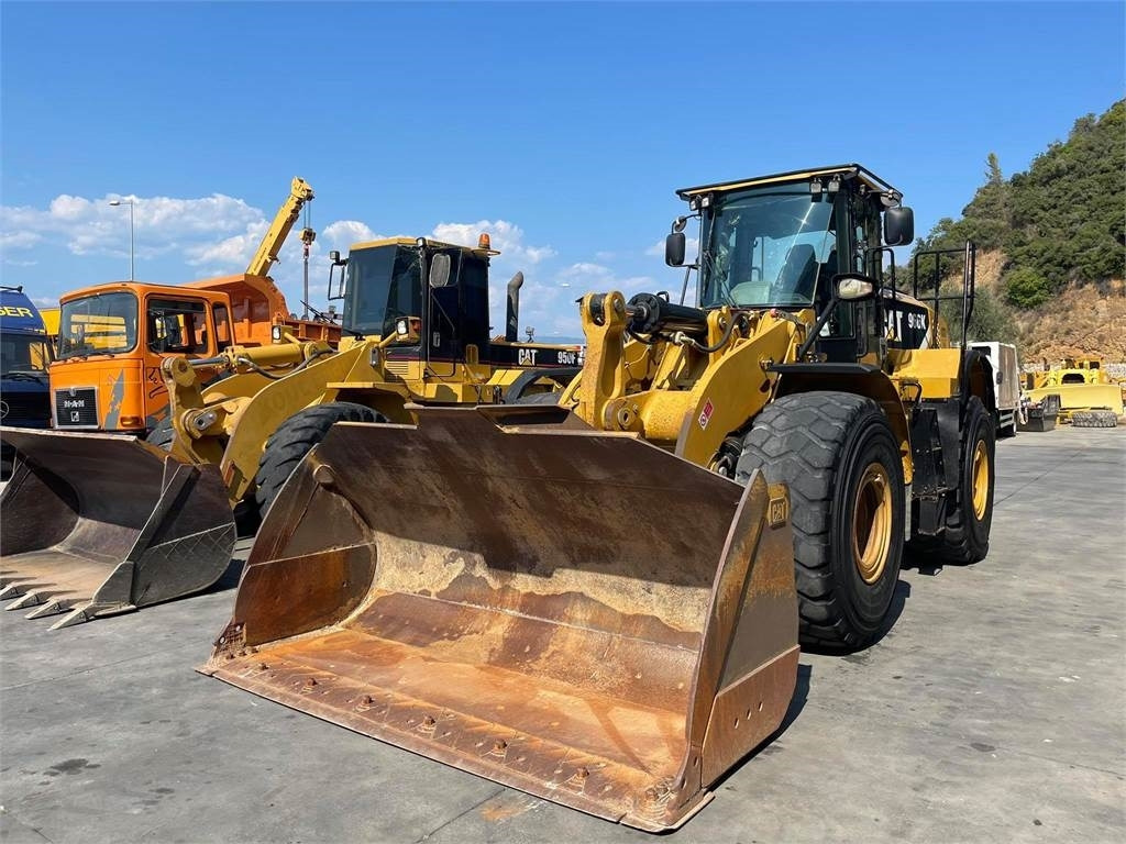 CAT 966K - Chargeuse sur pneus: photos 4 CAT 966K - Chargeuse sur pneus: photos 4