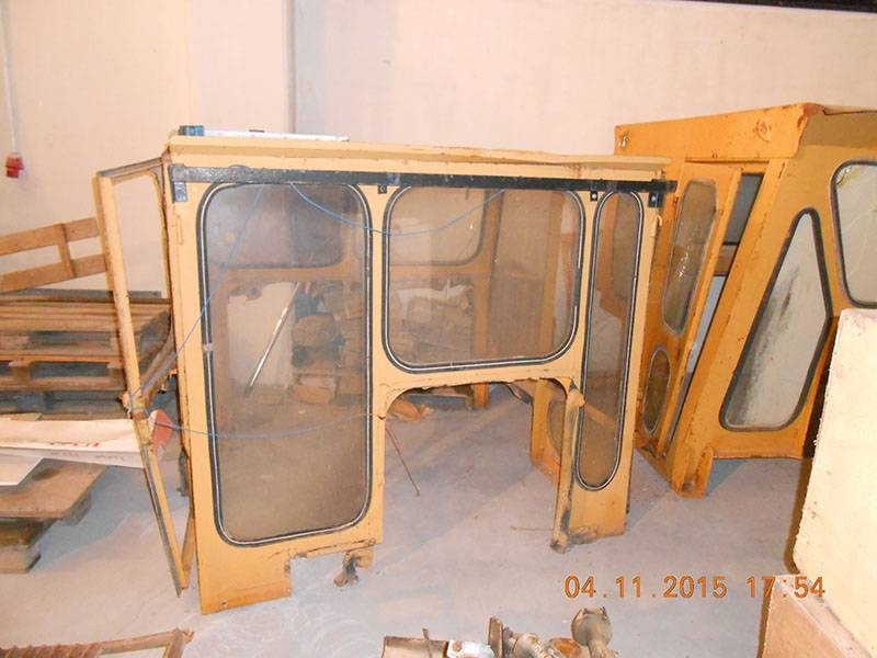 CAT CABIN FOR CATERPILLAR D7G/F/E - Cabine pour Engins de chantier: photos 4 CAT CABIN FOR CATERPILLAR D7G/F/E - Cabine pour Engins de chantier: photos 4