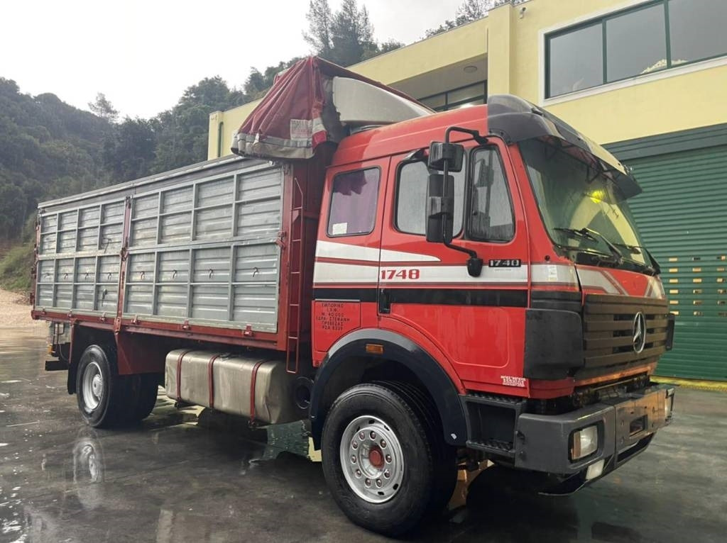 Camion benne Mercedes-Benz 1748: photos 24