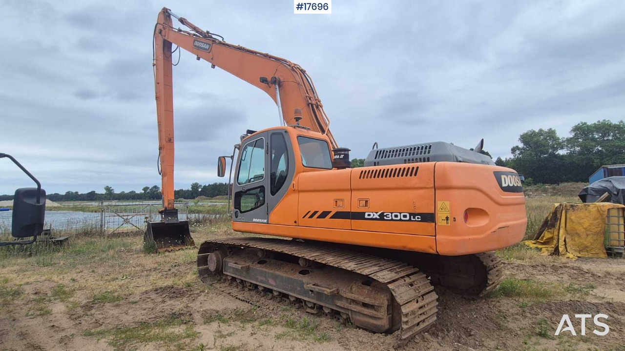 2006 Doosan DX 300 LC - Pelle sur chenille: photos 1 2006 Doosan DX 300 LC - Pelle sur chenille: photos 1