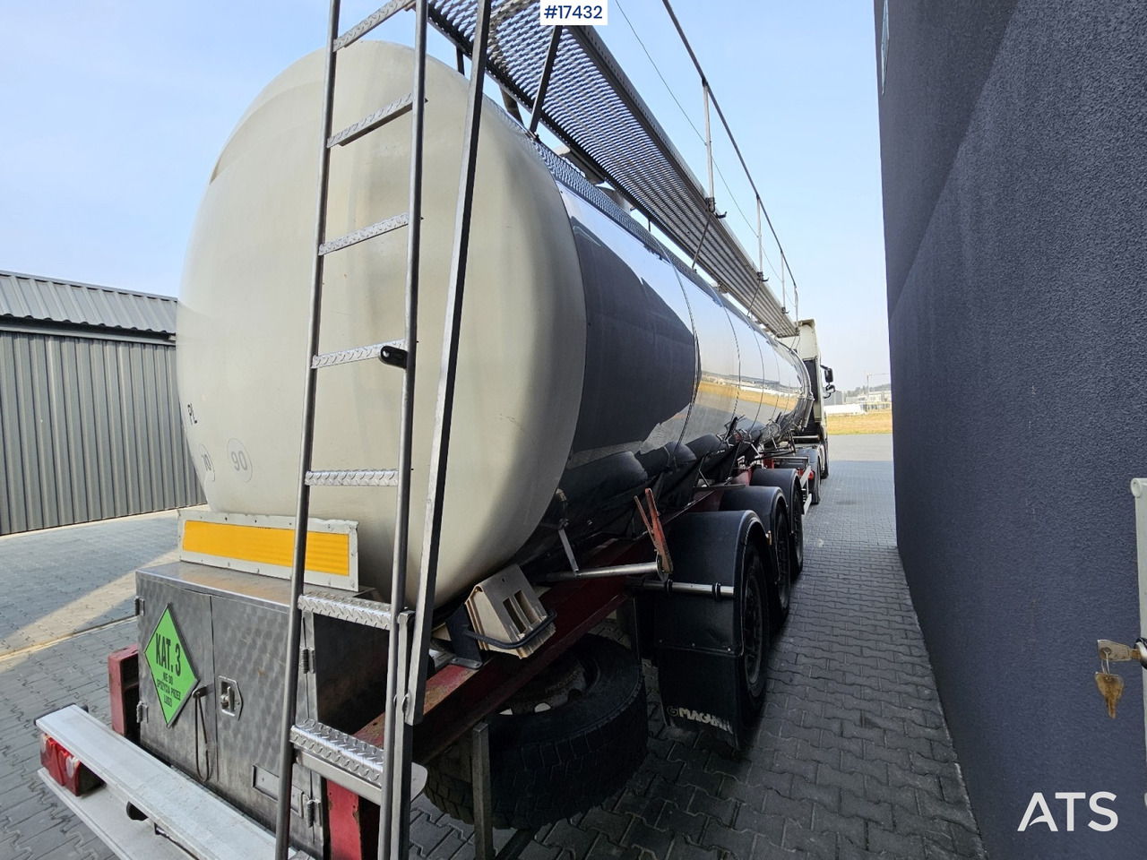 Semi-remorque citerne 2006 Magyar SR34 food tanker: photos 12