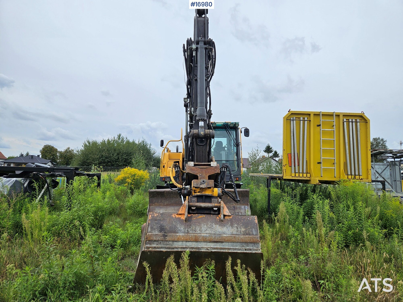 2010 Volvo EW160C z rototilt i łyżką w zestawie - Pelle sur pneus: photos 2 2010 Volvo EW160C z rototilt i łyżką w zestawie - Pelle sur pneus: photos 2