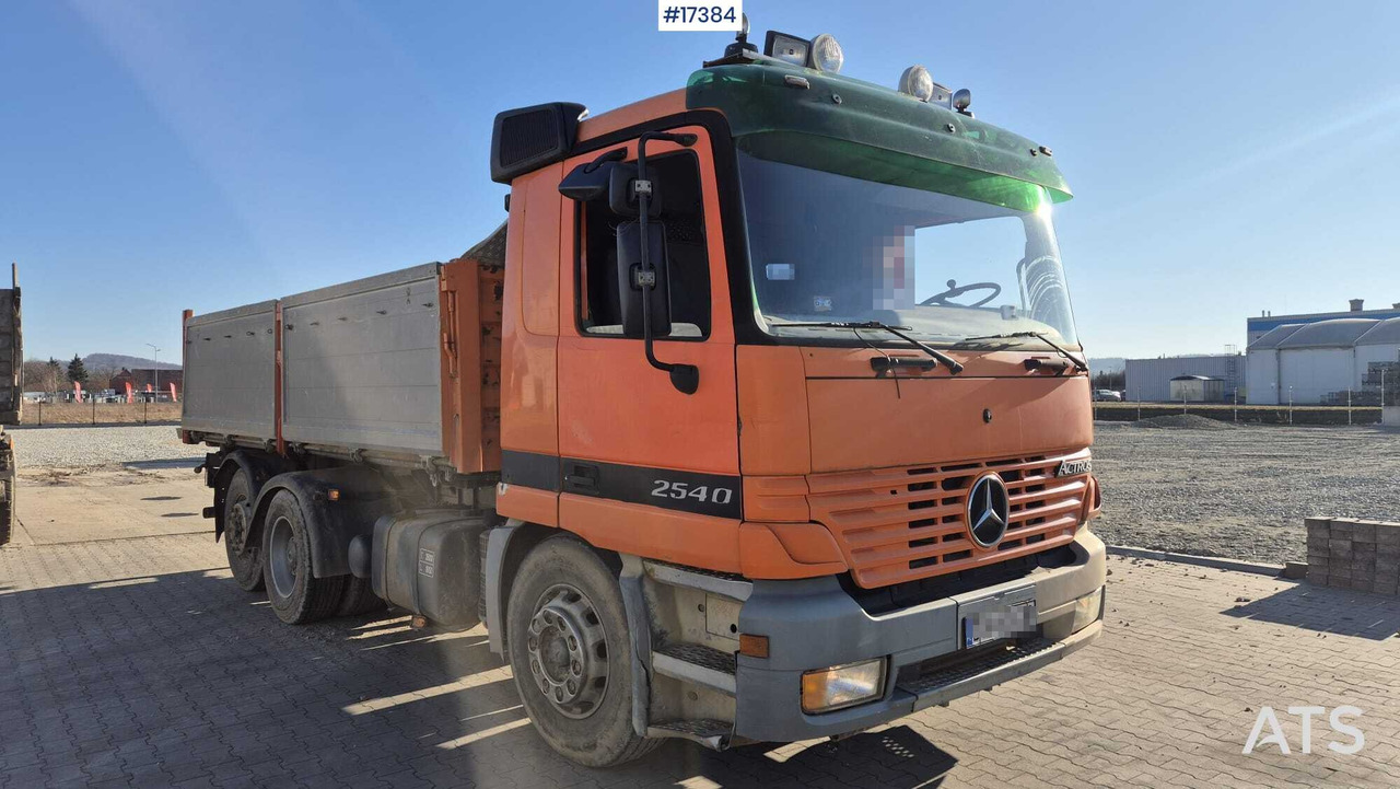 Three-axle tipper MERCEDES-BENZ ACTROS 2540 (1997) - Camion benne: photos 3 Three-axle tipper MERCEDES-BENZ ACTROS 2540 (1997) - Camion benne: photos 3