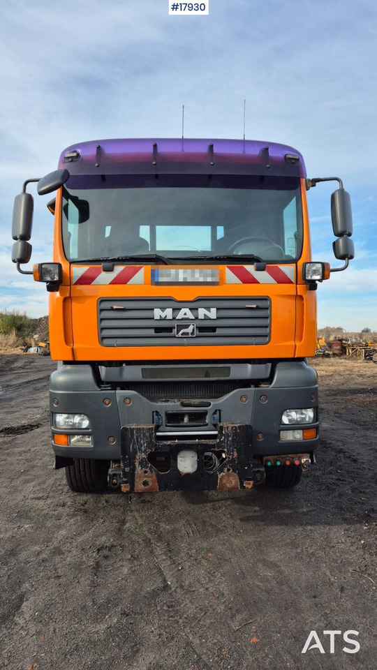 Tipper/sand spreader MAN TGA 18.320 (2007) - Camion benne: photos 2 Tipper/sand spreader MAN TGA 18.320 (2007) - Camion benne: photos 2