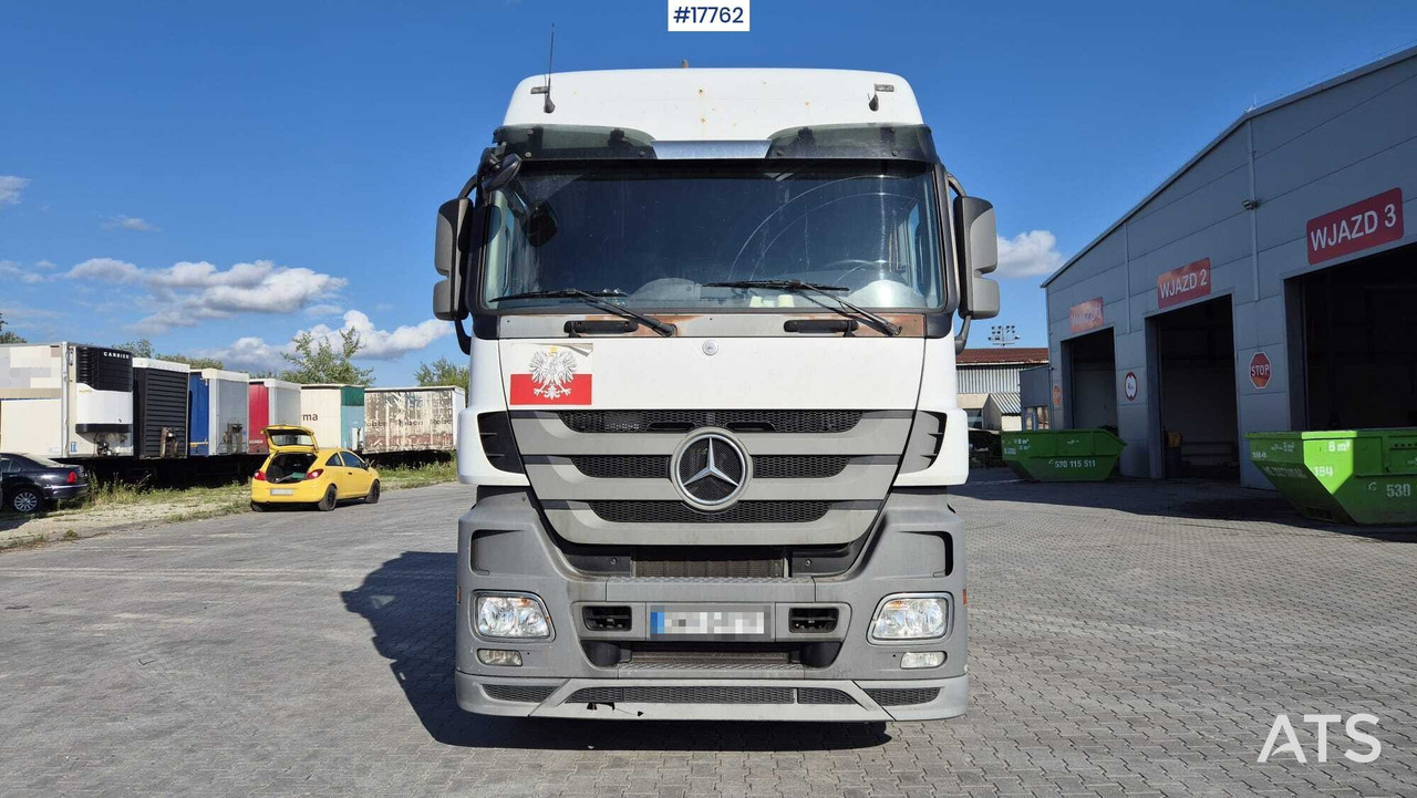 MERCEDES-BENZ 1846 tractor unit (2012) - Tracteur routier: photos 5 MERCEDES-BENZ 1846 tractor unit (2012) - Tracteur routier: photos 5