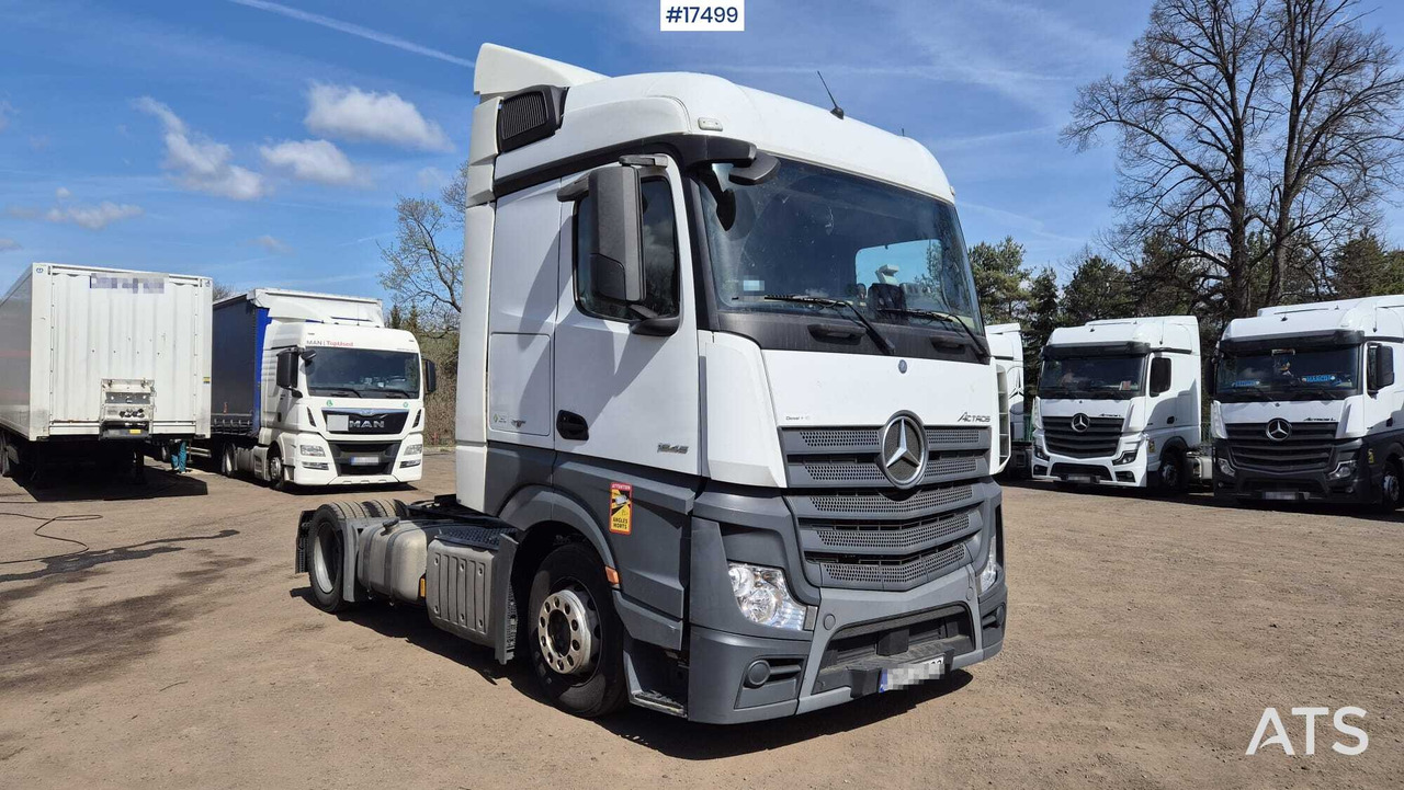Truck tractor MERCEDES-BENZ ACTROS 1845 (2017) - Tracteur routier: photos 3 Truck tractor MERCEDES-BENZ ACTROS 1845 (2017) - Tracteur routier: photos 3