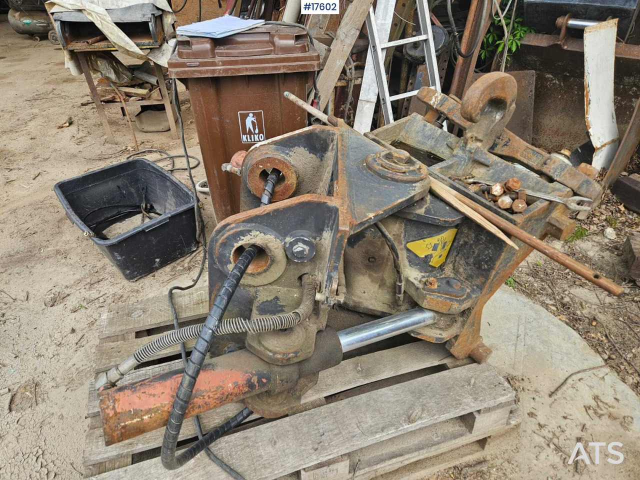 Verachtert CW 40 - Attache rapide pour Engins de chantier: photos 1 Verachtert CW 40 - Attache rapide pour Engins de chantier: photos 1