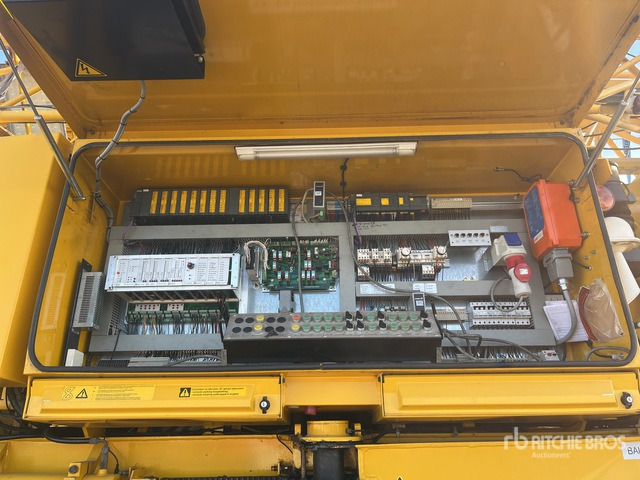 2007 Spierings SK377-AT3 Tri/A Self-Erecting Mobile Tower Crane - Grue tout-terrain: photos 5 2007 Spierings SK377-AT3 Tri/A Self-Erecting Mobile Tower Crane - Grue tout-terrain: photos 5