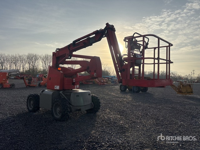 2012 Haulotte HA120PX 4WD Diesel Articulating Boom Lift - Nacelle articulée: photos 3 2012 Haulotte HA120PX 4WD Diesel Articulating Boom Lift - Nacelle articulée: photos 3