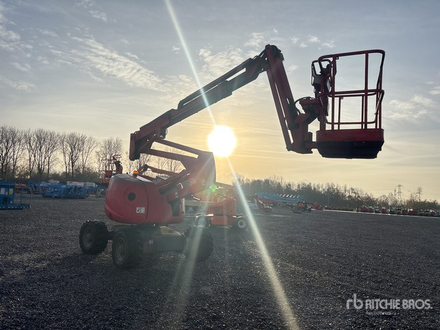 2012 Haulotte HA16SPX 4WD Diesel Articulating Boom Lift - Nacelle articulée: photos 4 2012 Haulotte HA16SPX 4WD Diesel Articulating Boom Lift - Nacelle articulée: photos 4