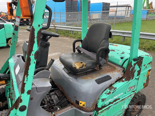 2017 Mitsubishi FD25NT Forklift - Chariot élévateur diesel: photos 4 2017 Mitsubishi FD25NT Forklift - Chariot élévateur diesel: photos 4