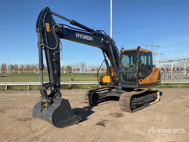 Hyundai R140L Tracked Excavator - Pelle sur chenille: photos 2 Hyundai R140L Tracked Excavator - Pelle sur chenille: photos 2