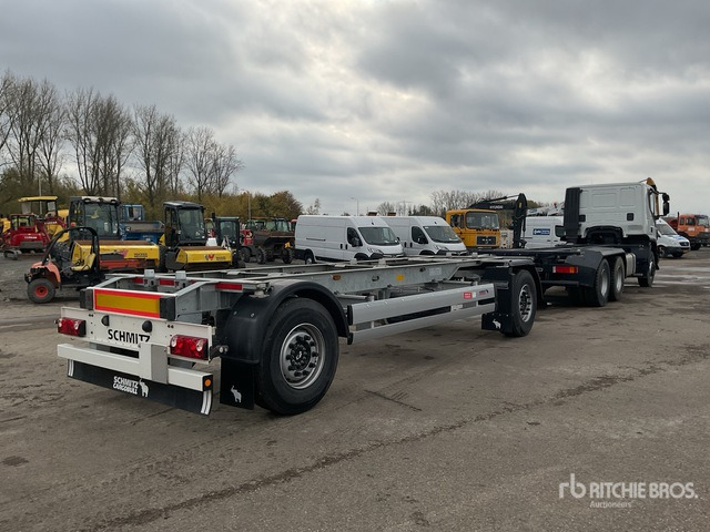 Iveco Trakker 380 T/A Sleeper Truck Tractor - Camion porte-conteneur/ Caisse mobile: photos 3 Iveco Trakker 380 T/A Sleeper Truck Tractor - Camion porte-conteneur/ Caisse mobile: photos 3