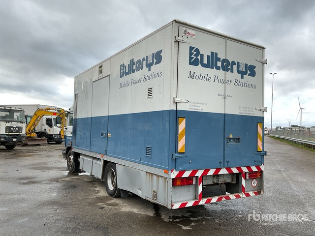 Renault Generator vrachtwagen - Camion fourgon, Véhicule de voirie/ Spécial: photos 3 Renault Generator vrachtwagen - Camion fourgon, Véhicule de voirie/ Spécial: photos 3
