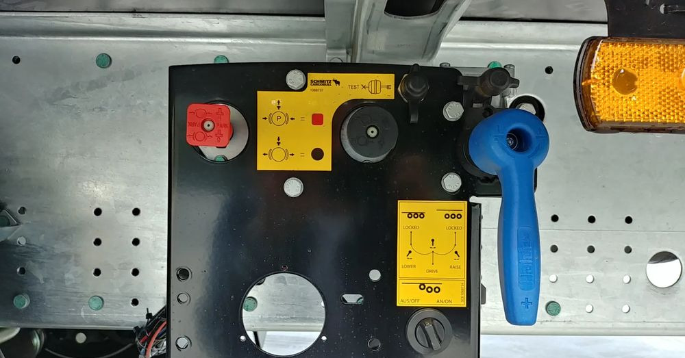 Semi-remorque rideaux coulissants neuf Schmitz Cargobull VARIOS + 24 PAL KOSZ: photos 19 Semi-remorque rideaux coulissants neuf Schmitz Cargobull VARIOS + 24 PAL KOSZ: photos 19