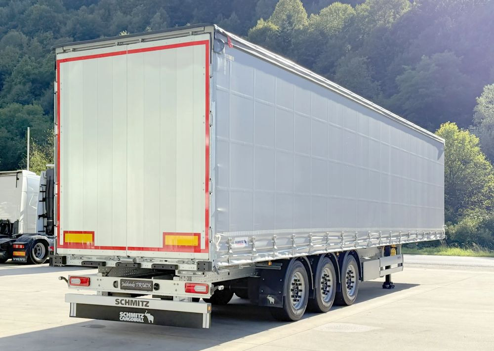 Schmitz Cargobull VARIOS + SKRZYNKA - Semi-remorque rideaux coulissants: photos 2 Schmitz Cargobull VARIOS + SKRZYNKA - Semi-remorque rideaux coulissants: photos 2