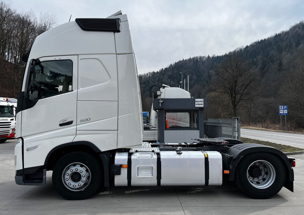 Volvo FH 500 EURO 6 // Standard // 2024 Rok // Parkclima // Globe XL // Skóry // Joystick // - Tracteur routier: photos 5 Volvo FH 500 EURO 6 // Standard // 2024 Rok // Parkclima // Globe XL // Skóry // Joystick // - Tracteur routier: photos 5