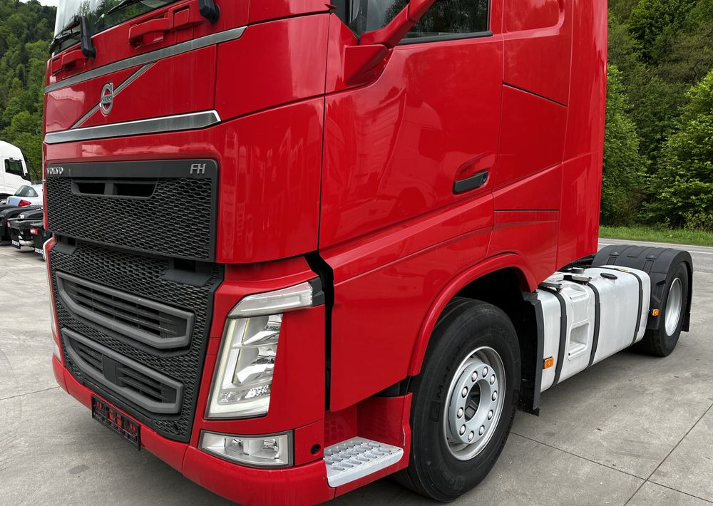 Volvo FH // Standard // 2018 // Duże zbiorniki // Klima postojowa // Radary // Idealny ! - Tracteur routier: photos 5 Volvo FH // Standard // 2018 // Duże zbiorniki // Klima postojowa // Radary // Idealny ! - Tracteur routier: photos 5