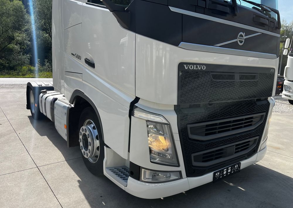 Volvo FH500 // 2016 // Mega // 2 zbiorniki // Z ruchu międzynarodowego // - Tracteur routier: photos 4 Volvo FH500 // 2016 // Mega // 2 zbiorniki // Z ruchu międzynarodowego // - Tracteur routier: photos 4