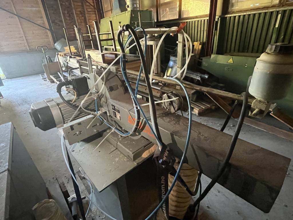 Annet GRAULE QNF Crosscut saw with TigerStop TS 4.8 L Au - Machine-outil: photos 1 Annet GRAULE QNF Crosscut saw with TigerStop TS 4.8 L Au - Machine-outil: photos 1