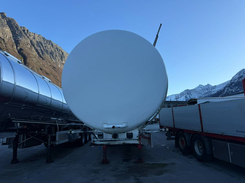 Semi-remorque citerne Annet Schrader tank trailer 32 m2: photos 9