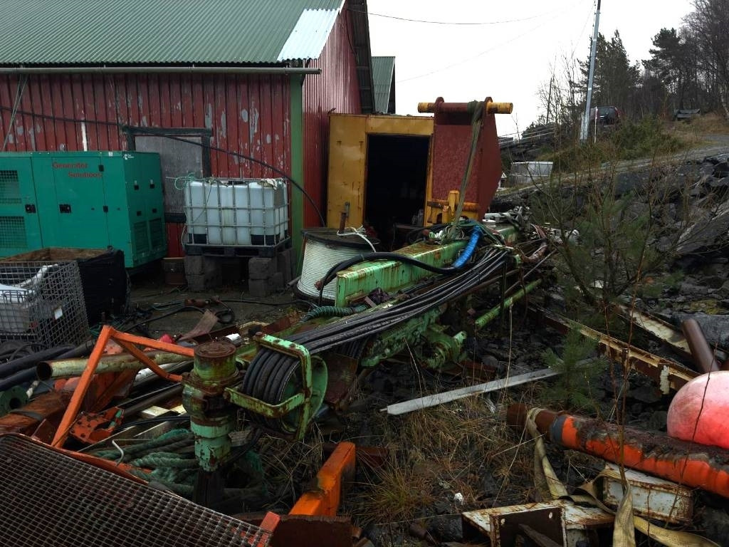 Montabert X- Tend HC 109 hammer - Autre matériel: photos 2 Montabert X- Tend HC 109 hammer - Autre matériel: photos 2