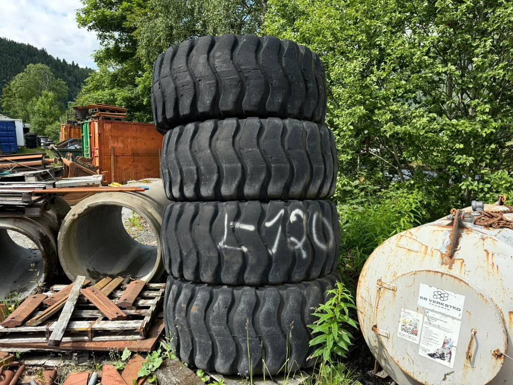 Goodyear 23,5R25 - Pneu: photos 2 Goodyear 23,5R25 - Pneu: photos 2