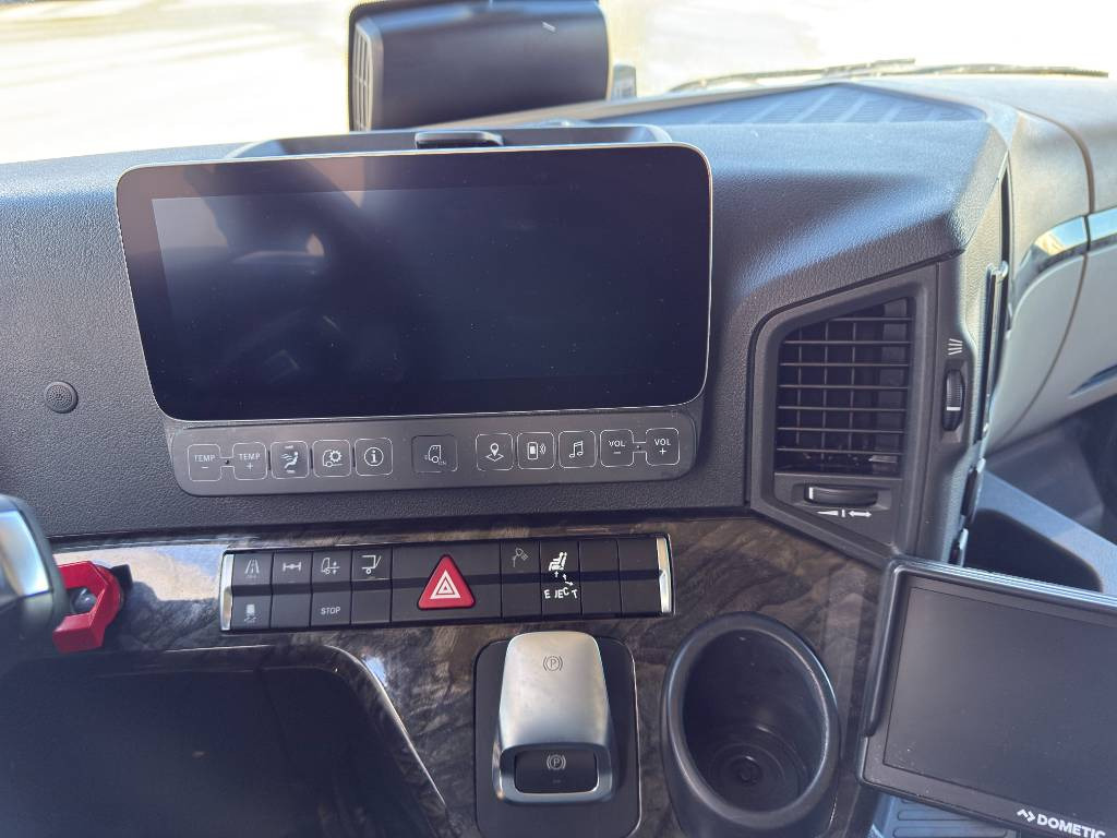 Camion fourgon Mercedes-Benz Actros 1833: photos 18