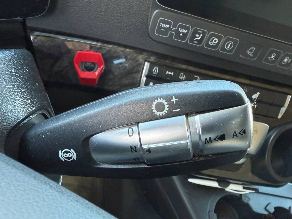 Camion fourgon Mercedes-Benz Actros 1833: photos 17