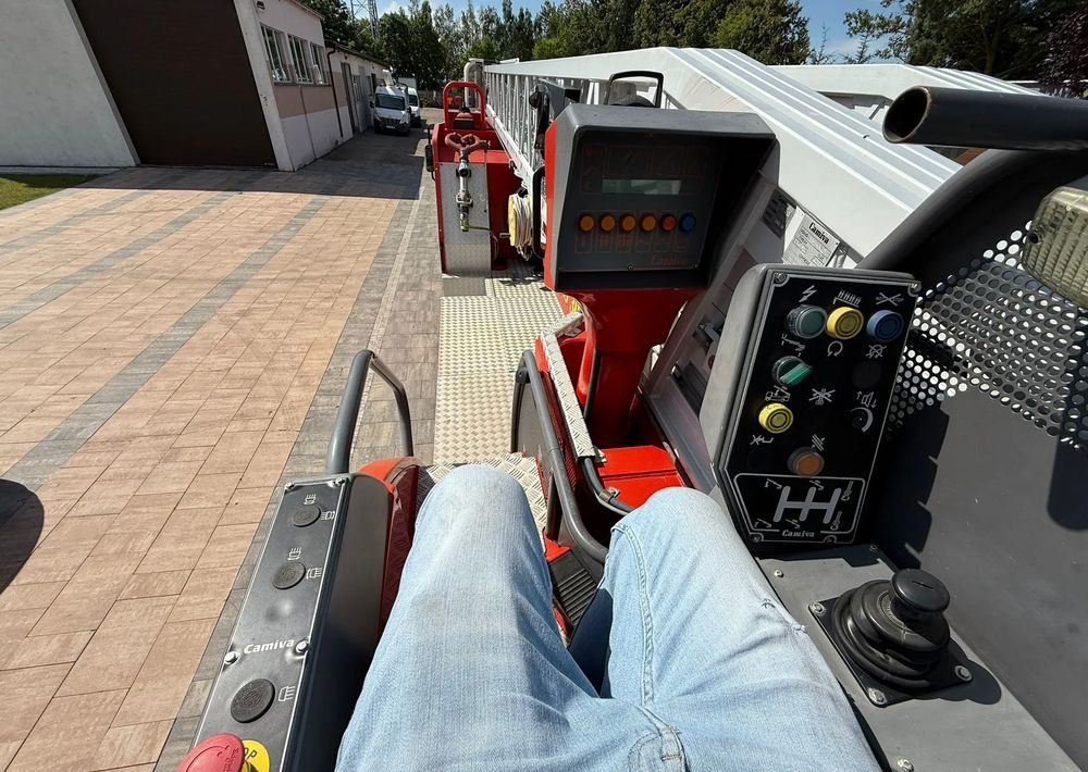 Camion de pompier, Camion avec nacelle Iveco Eurocargo 130E24: photos 20 Camion de pompier, Camion avec nacelle Iveco Eurocargo 130E24: photos 20