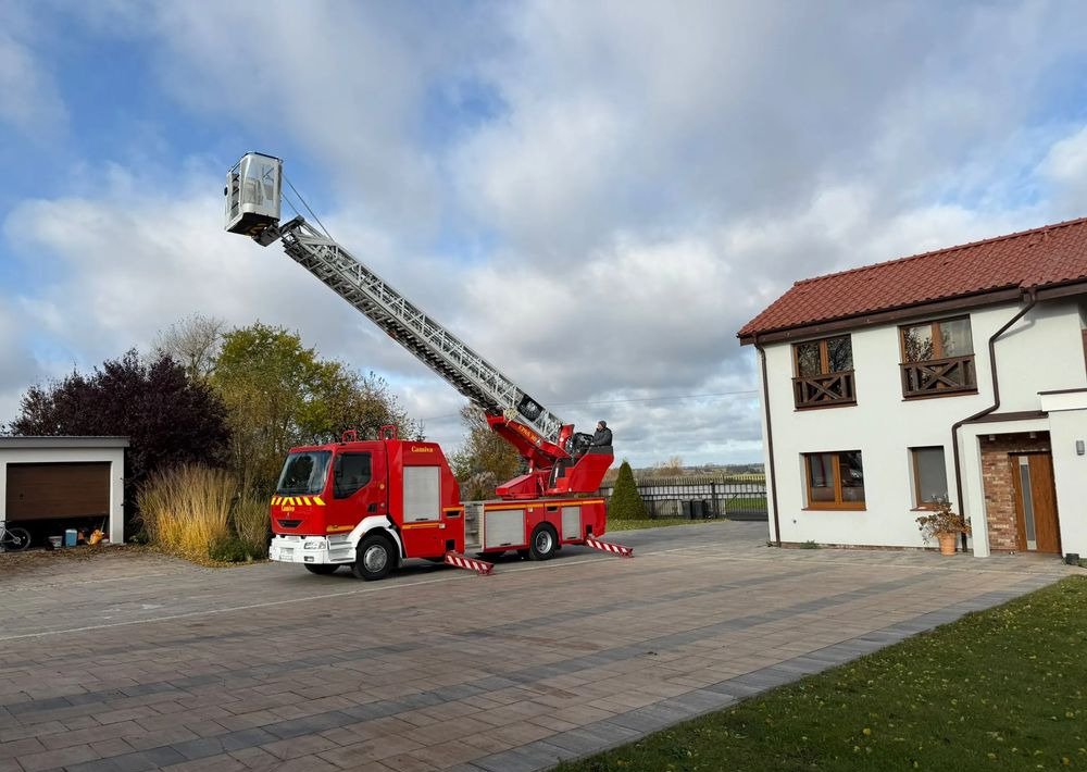 Renault Midlum 210 - Camion de pompier: photos 2 Renault Midlum 210 - Camion de pompier: photos 2