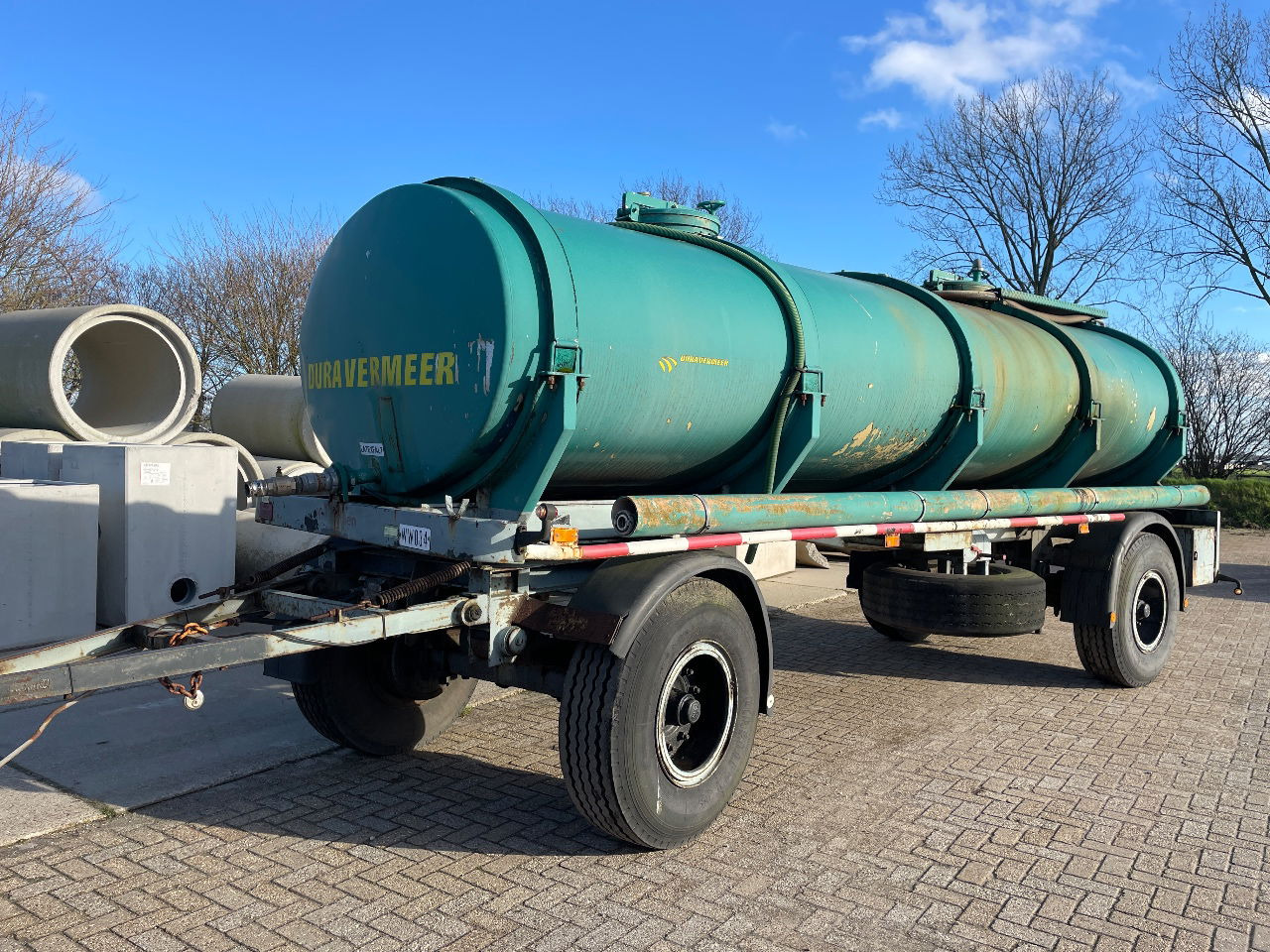 Burg Bitumen tank inox 14.000L - Remorque citerne: photos 1 Burg Bitumen tank inox 14.000L - Remorque citerne: photos 1