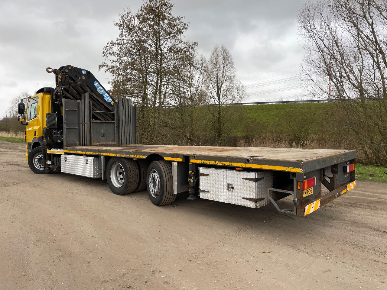 DAF 85.410 Met Effer 470 6s laadkraan ladekran loadercrane crane palfinger hiab fassi - Camion grue: photos 3 DAF 85.410 Met Effer 470 6s laadkraan ladekran loadercrane crane palfinger hiab fassi - Camion grue: photos 3