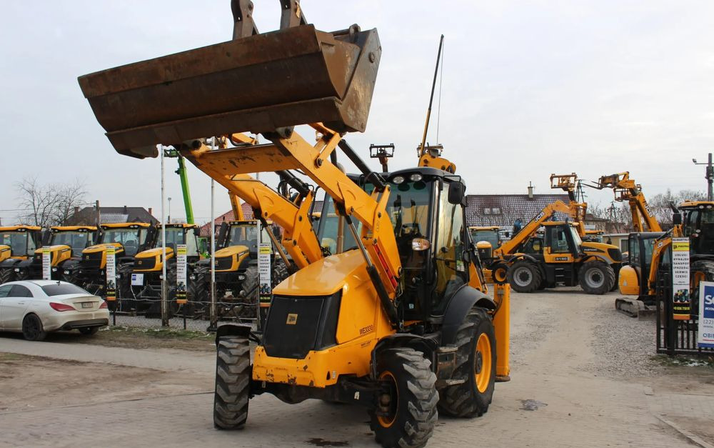 JCB 3CX - Tractopelle: photos 1 JCB 3CX - Tractopelle: photos 1
